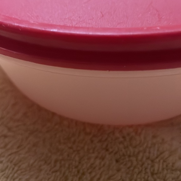Tupperware - Picture 12 of 13